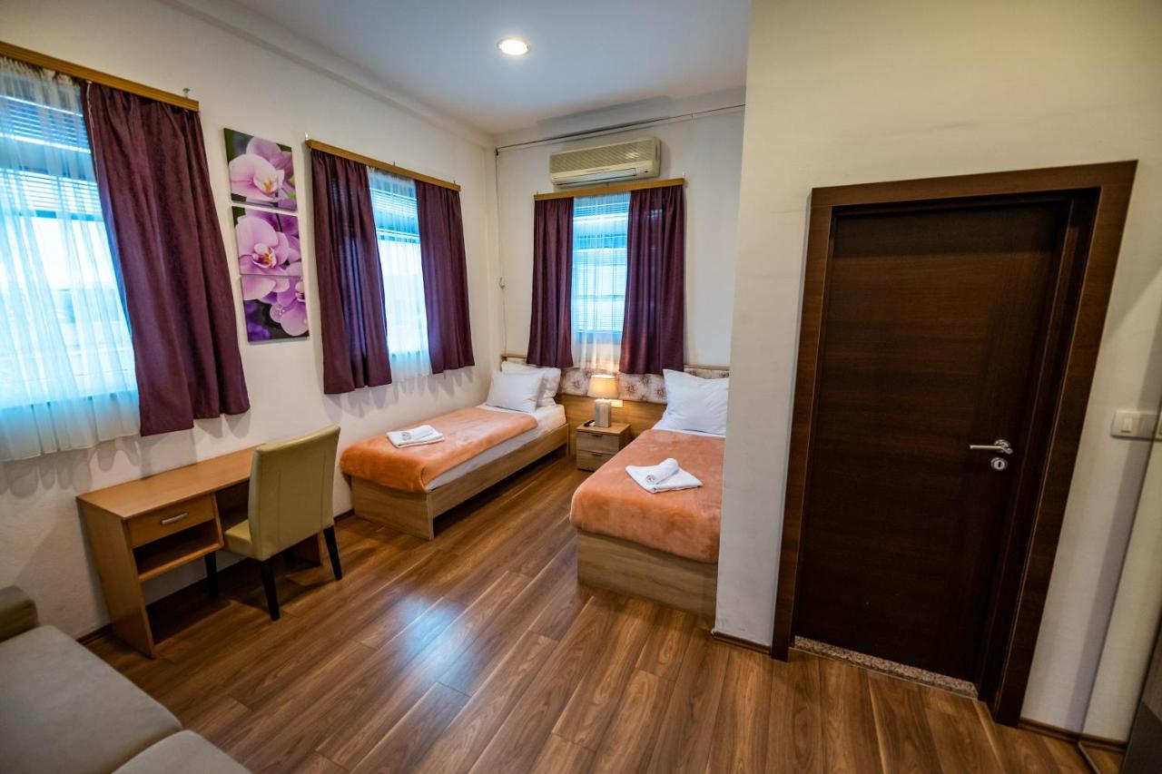 Motel Oasis Gnojnice Esterno foto